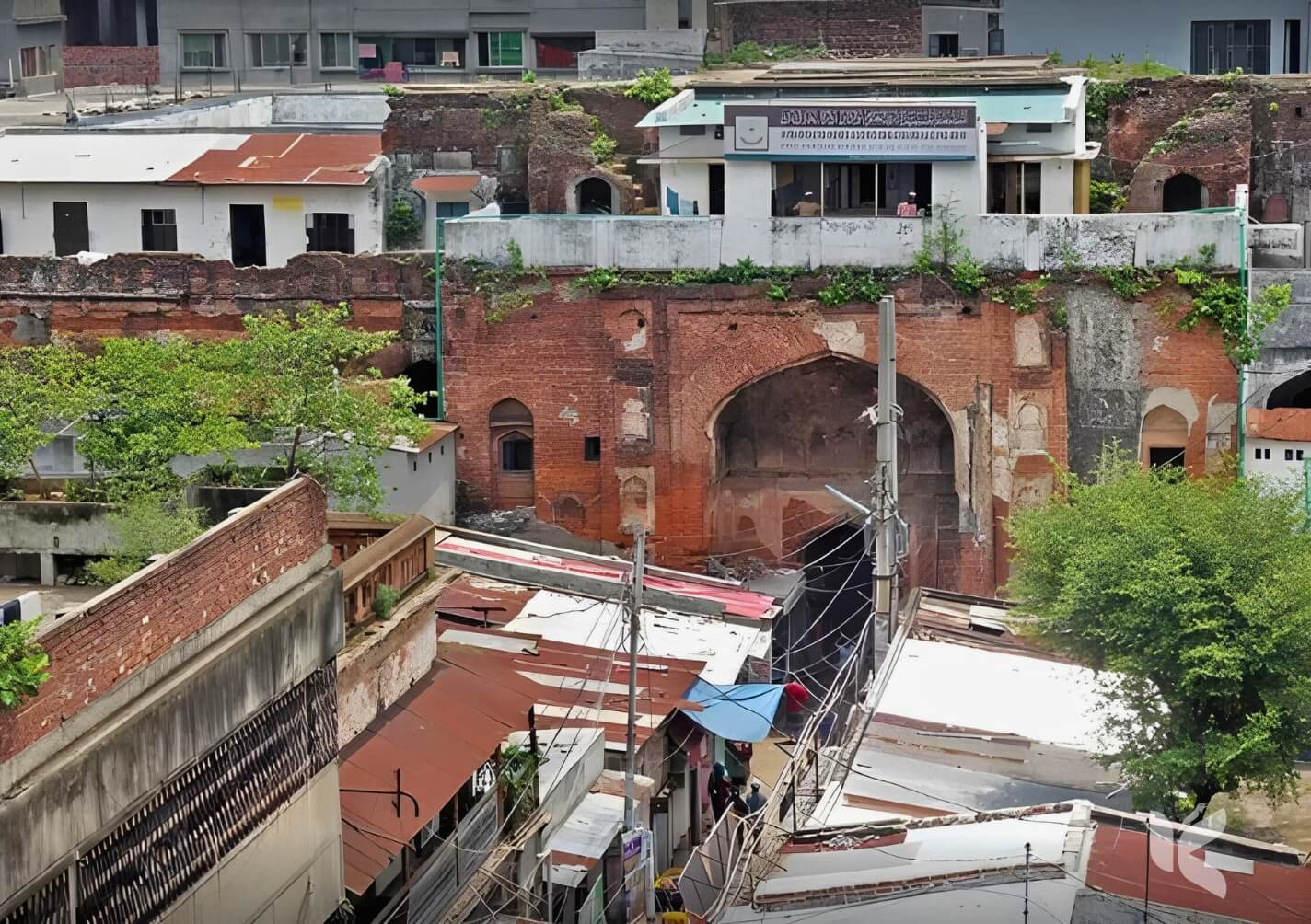 বড় কাটরা - Kuhudak