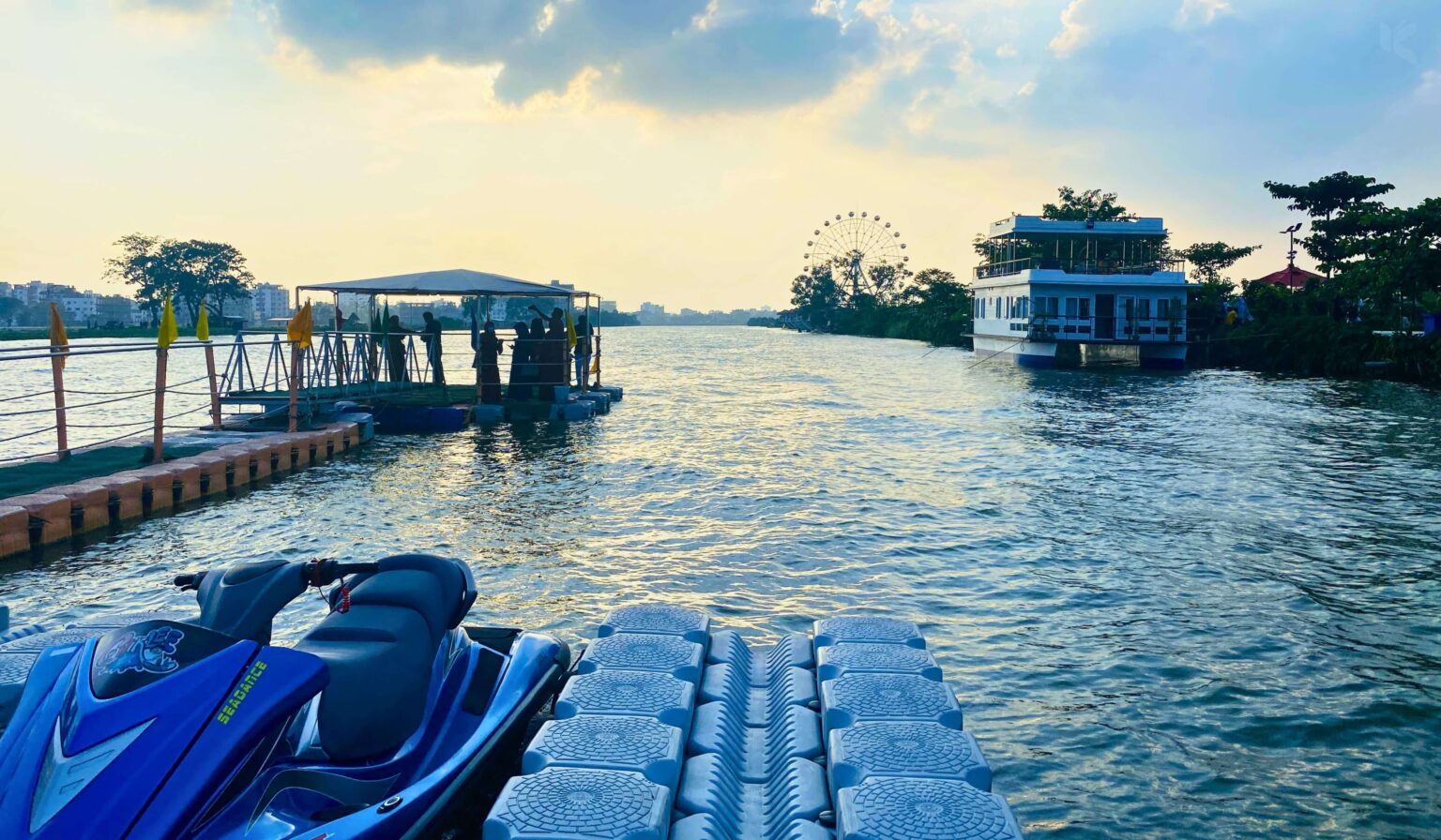 চিকলি ওয়াটার পার্ক, রংপুর - কুহুডাক